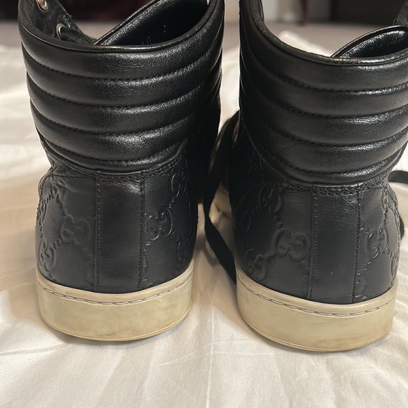 Authentic Gucci sneakers gently worn - Picture 8 of 9